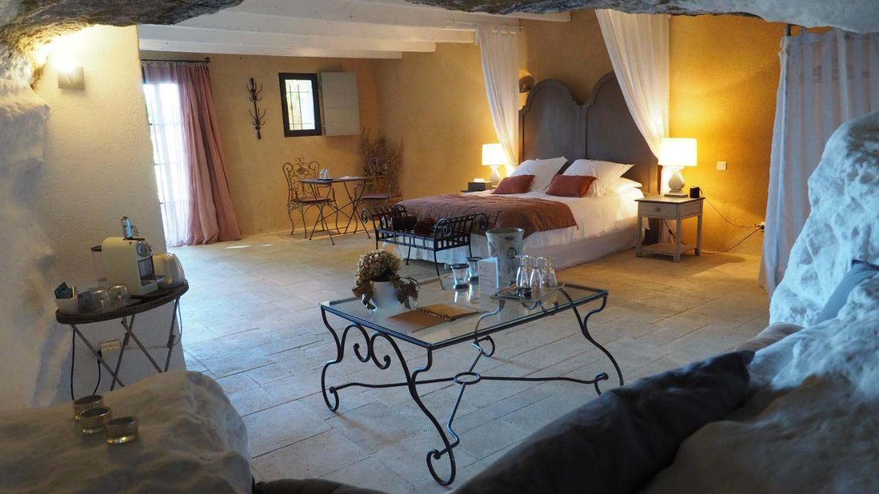 Le Clos Saint Saourde Бом-дьо-Вениз Екстериор снимка