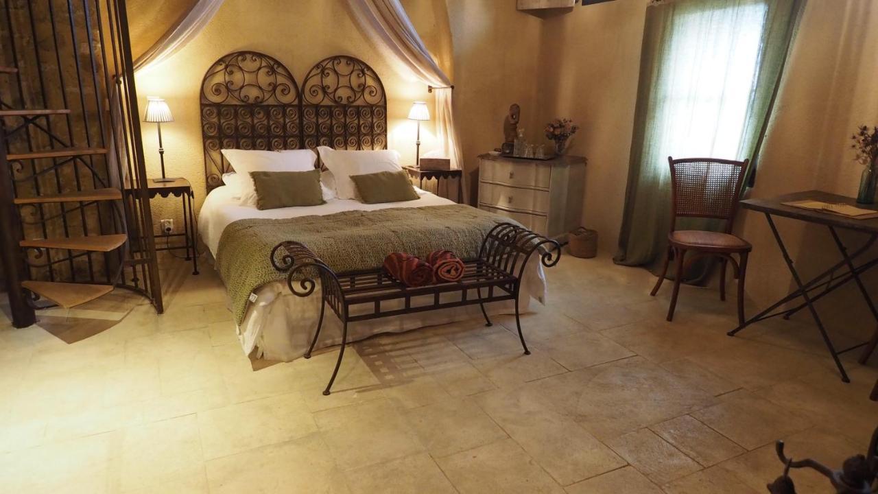 Le Clos Saint Saourde Бом-дьо-Вениз Екстериор снимка